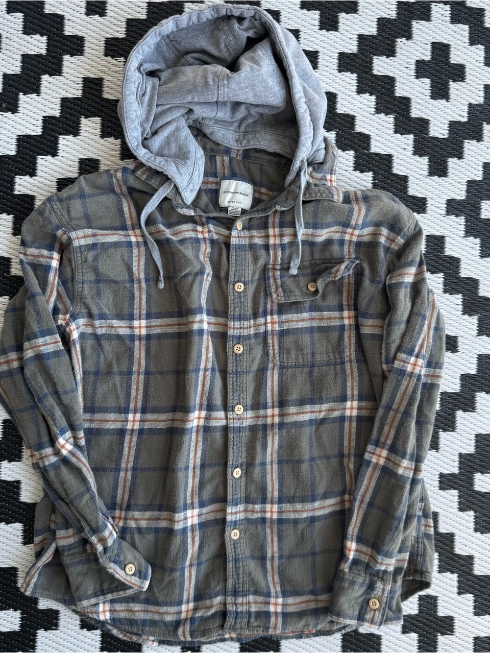 AMERICAN EAGLE “Super Soft” Hooded Flannel - L